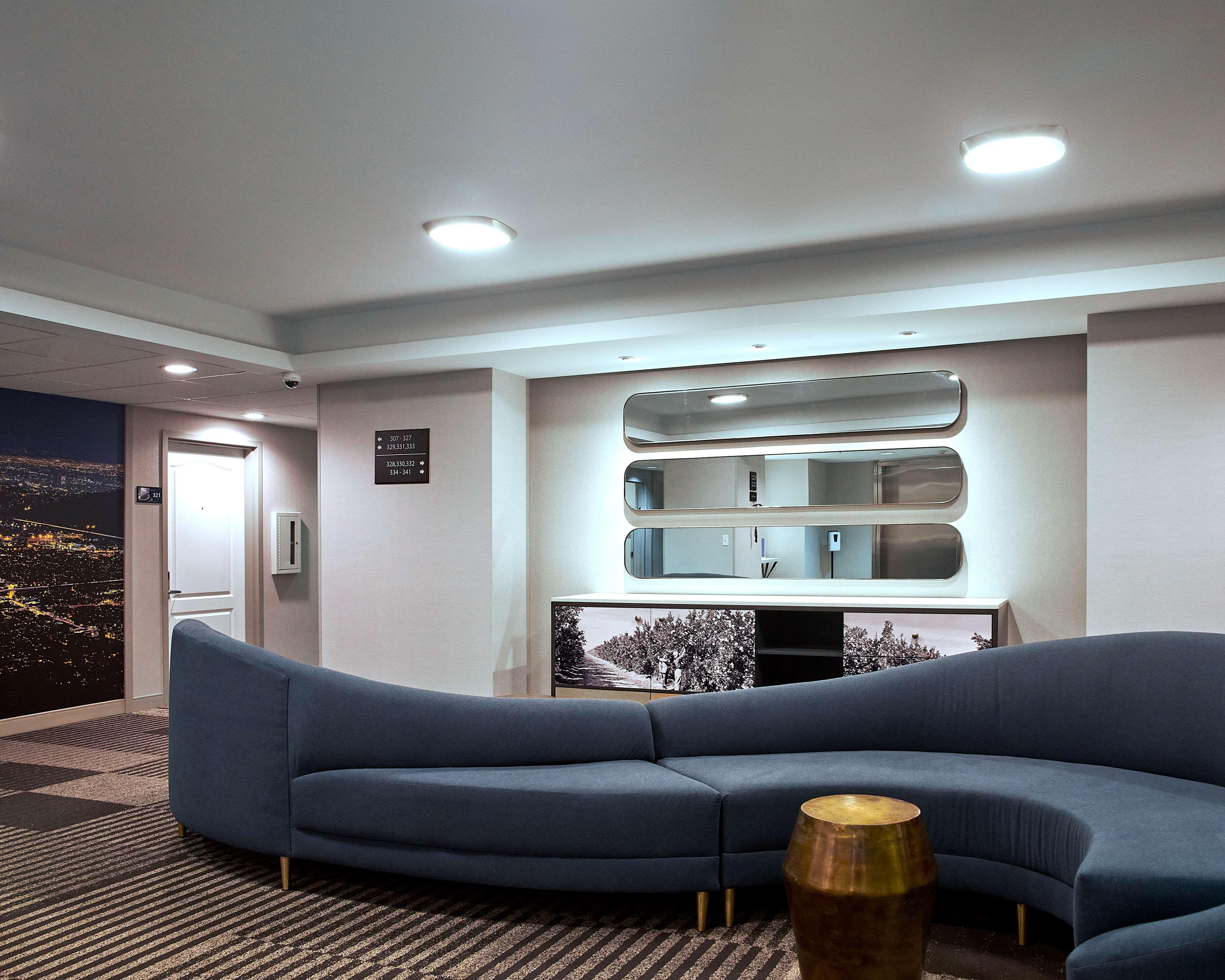 Hampton Inn & Suites Sherman Oaks Los Angeles Bagian luar foto
