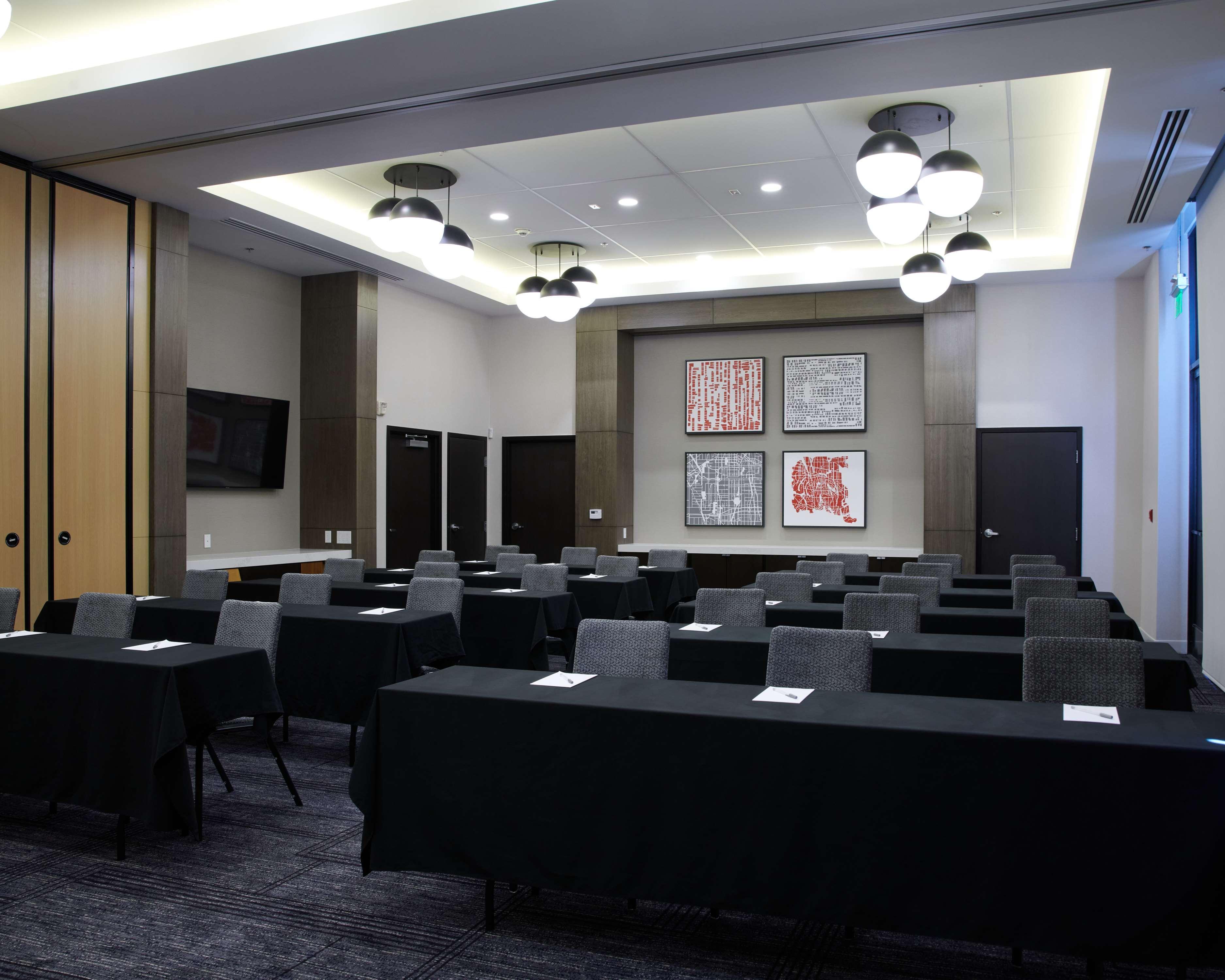 Hampton Inn & Suites Sherman Oaks Los Angeles Bagian luar foto