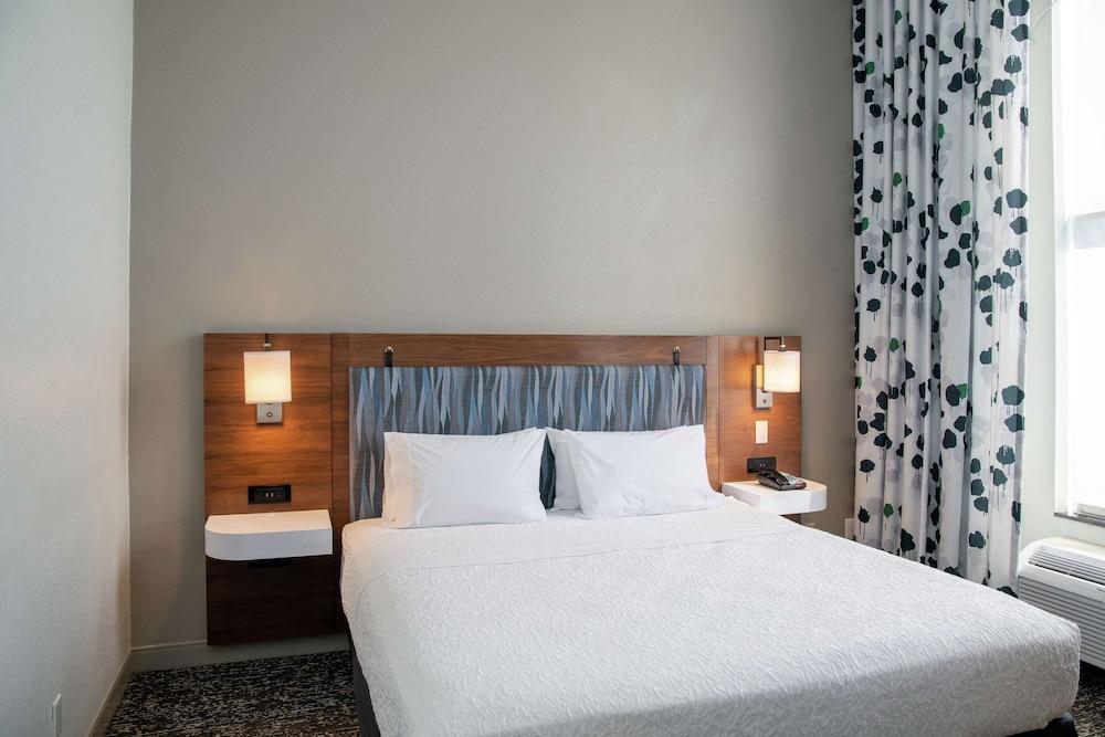 Hampton Inn & Suites Sherman Oaks Los Angeles Bagian luar foto