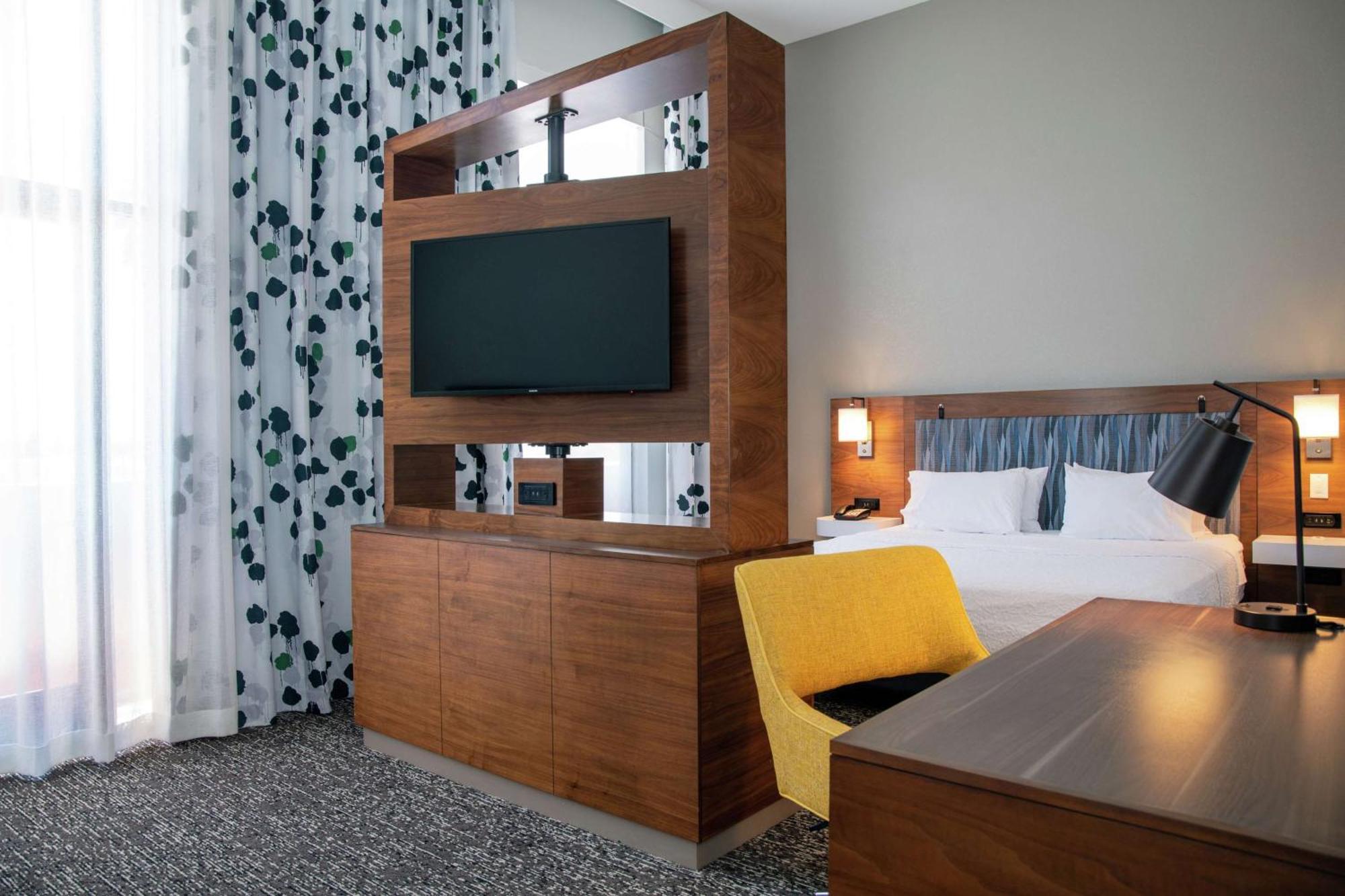 Hampton Inn & Suites Sherman Oaks Los Angeles Bagian luar foto
